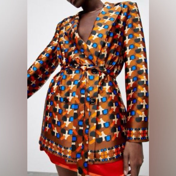 Zara Satin Printed Blazer with Belt Size Large - Picture 4 of 8